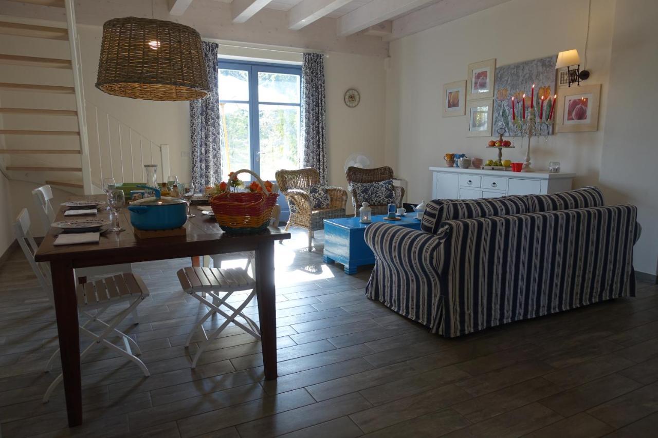 Cascina Arcangelo Raffaele Verduno Exteriör bild