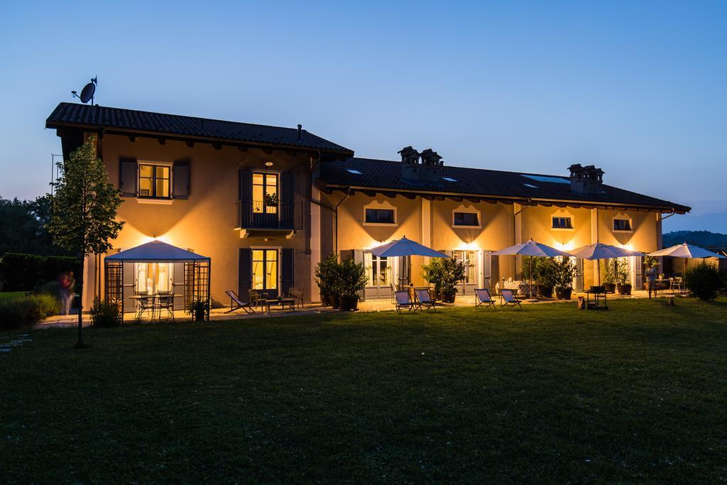 Cascina Arcangelo Raffaele Verduno Exteriör bild