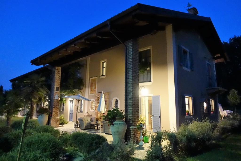 Cascina Arcangelo Raffaele Verduno Exteriör bild