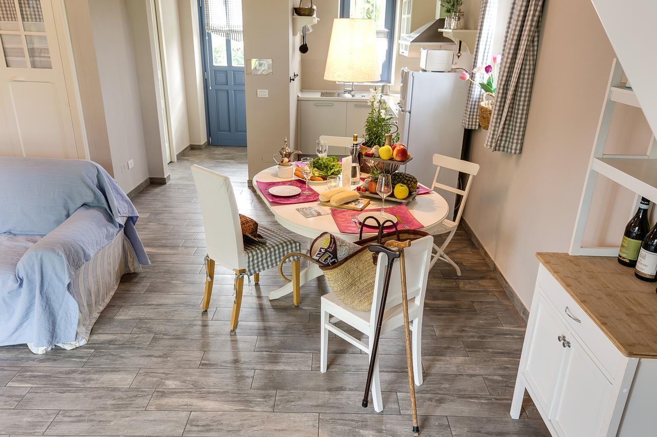 Cascina Arcangelo Raffaele Verduno Exteriör bild